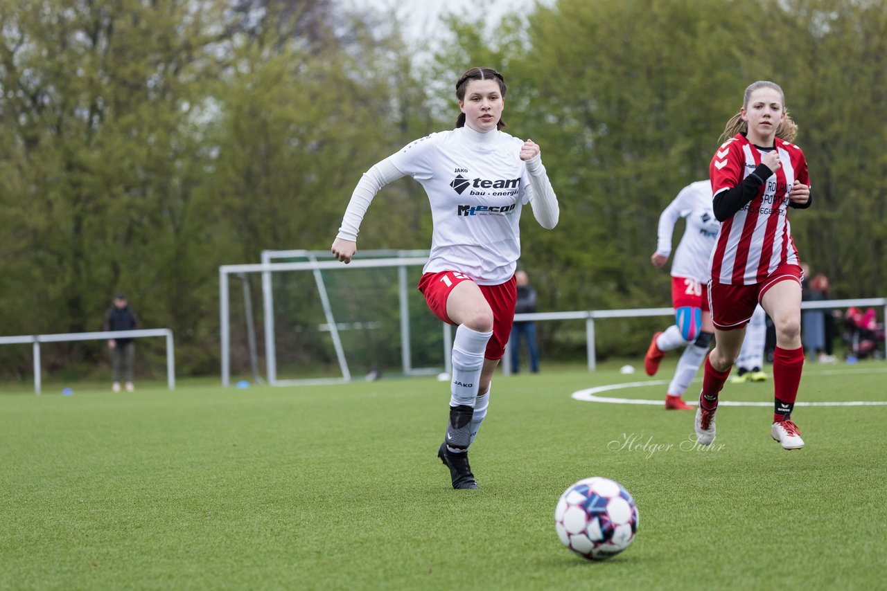 Bild 90 - wBJ SV Wahlstedt - TuS Tensfeld : Ergebnis: 0:0